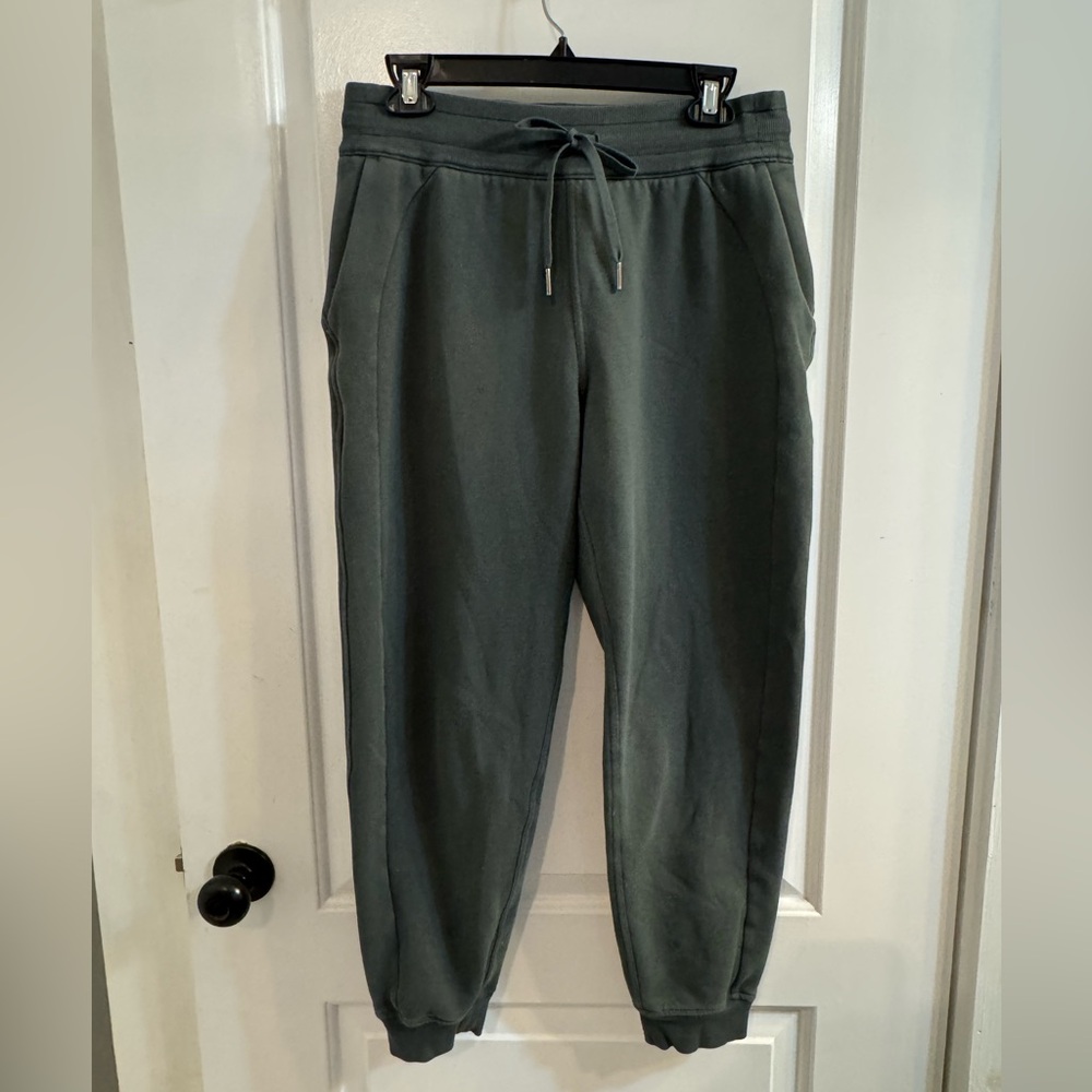 Lululemon Scuba High-Rise Jogger Sweats Full Length Smoked Spruce Green